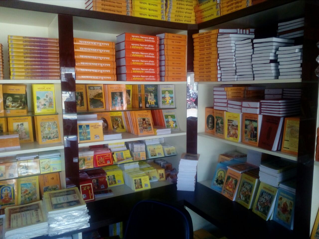 Gallery Image 1